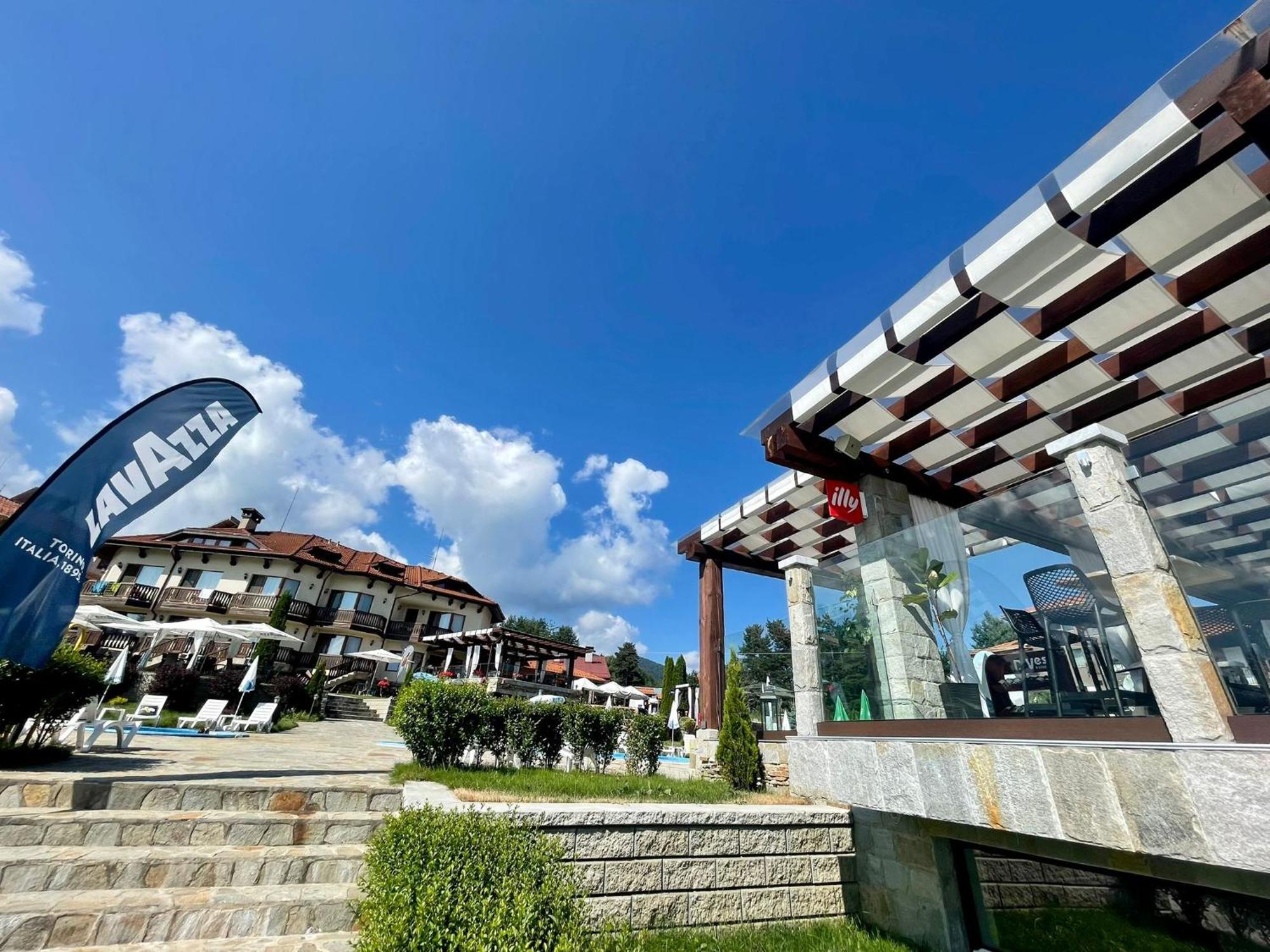 Family Hotel Eterno Tsigov Chark Exteriör bild