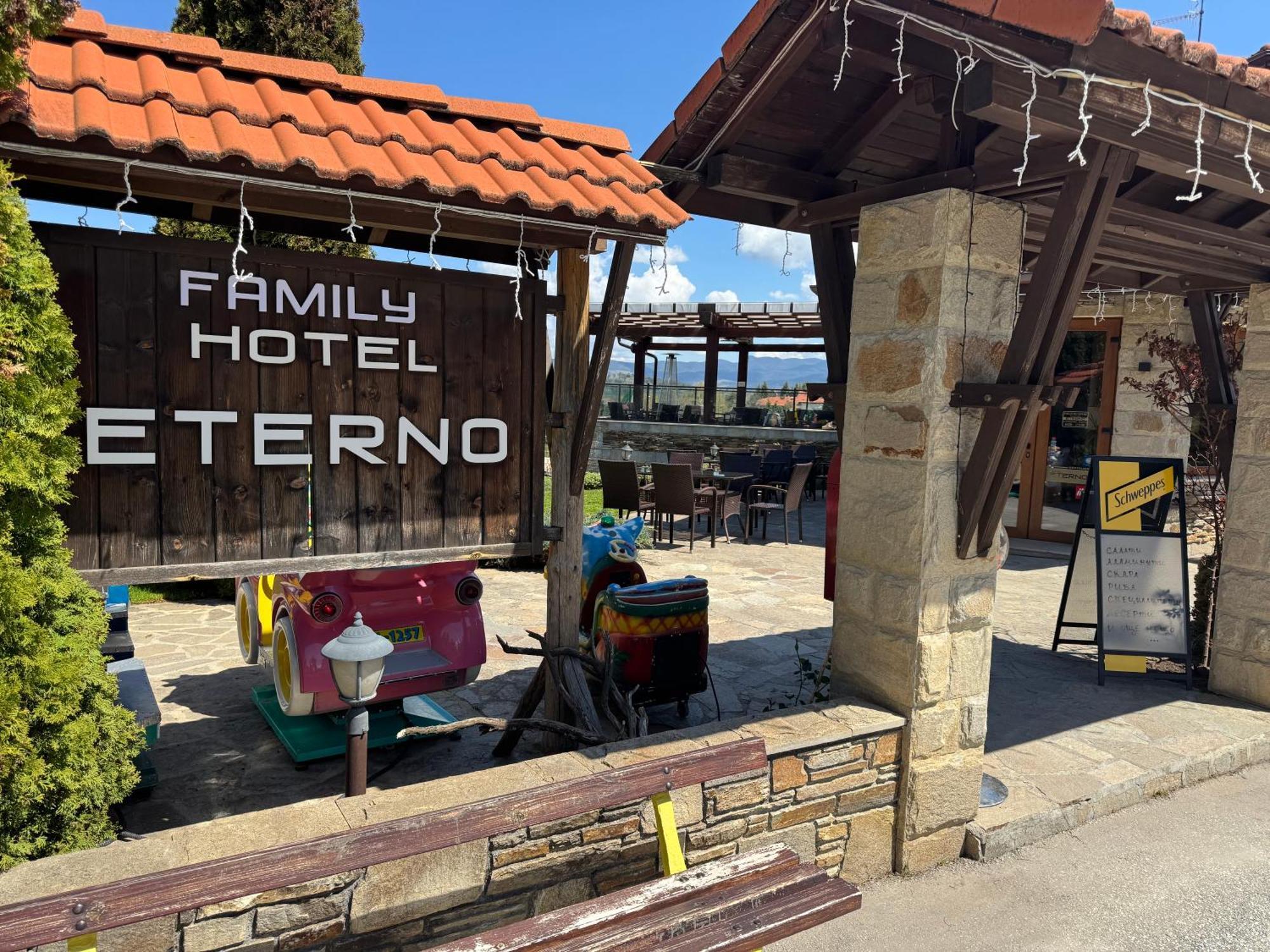 Family Hotel Eterno Tsigov Chark Exteriör bild